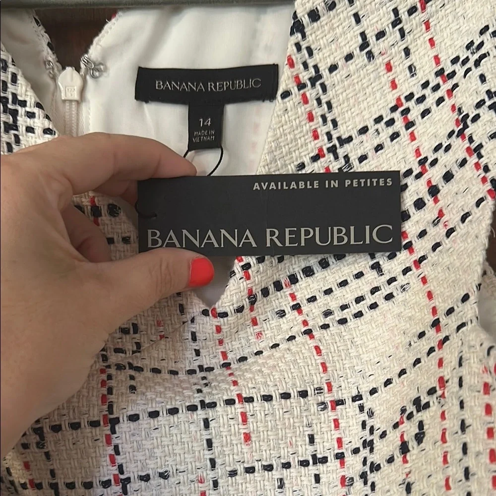 Banana Republic Textured Cream and Black Tweed Dress - Picture 3 of 6